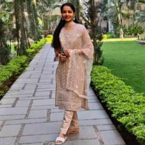Gujarati Brahmin Bride Marriage Biodata Id 67208